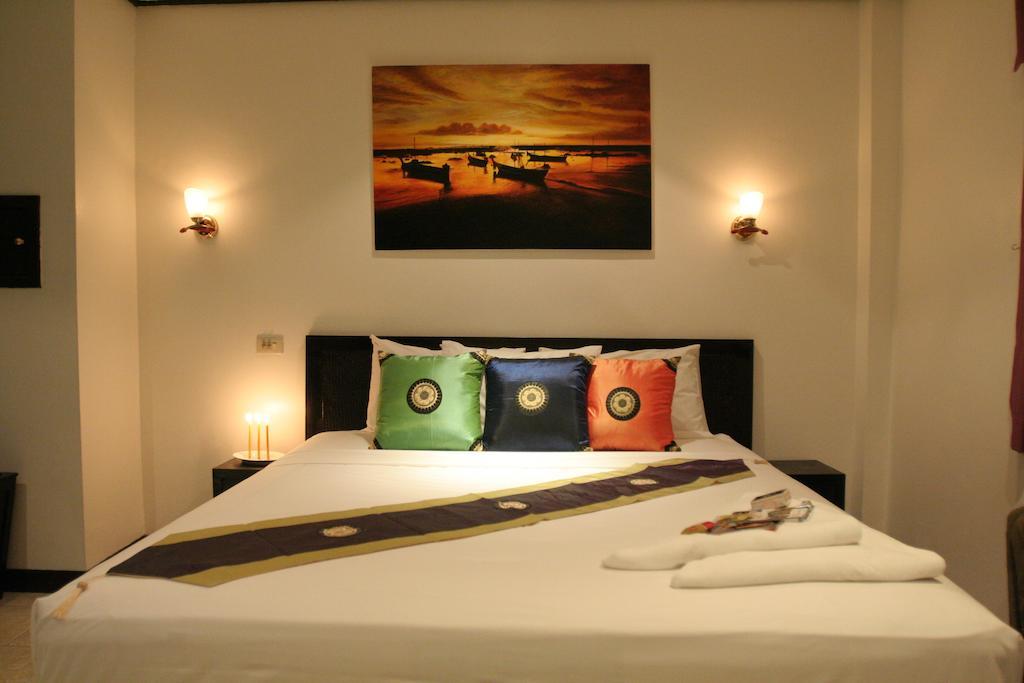 Angus O'Tool's Guesthouse Karon Værelse billede